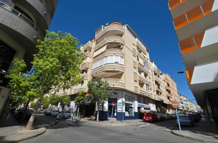Herverkoop - Apartment - Torrevieja - Paseo maritimo