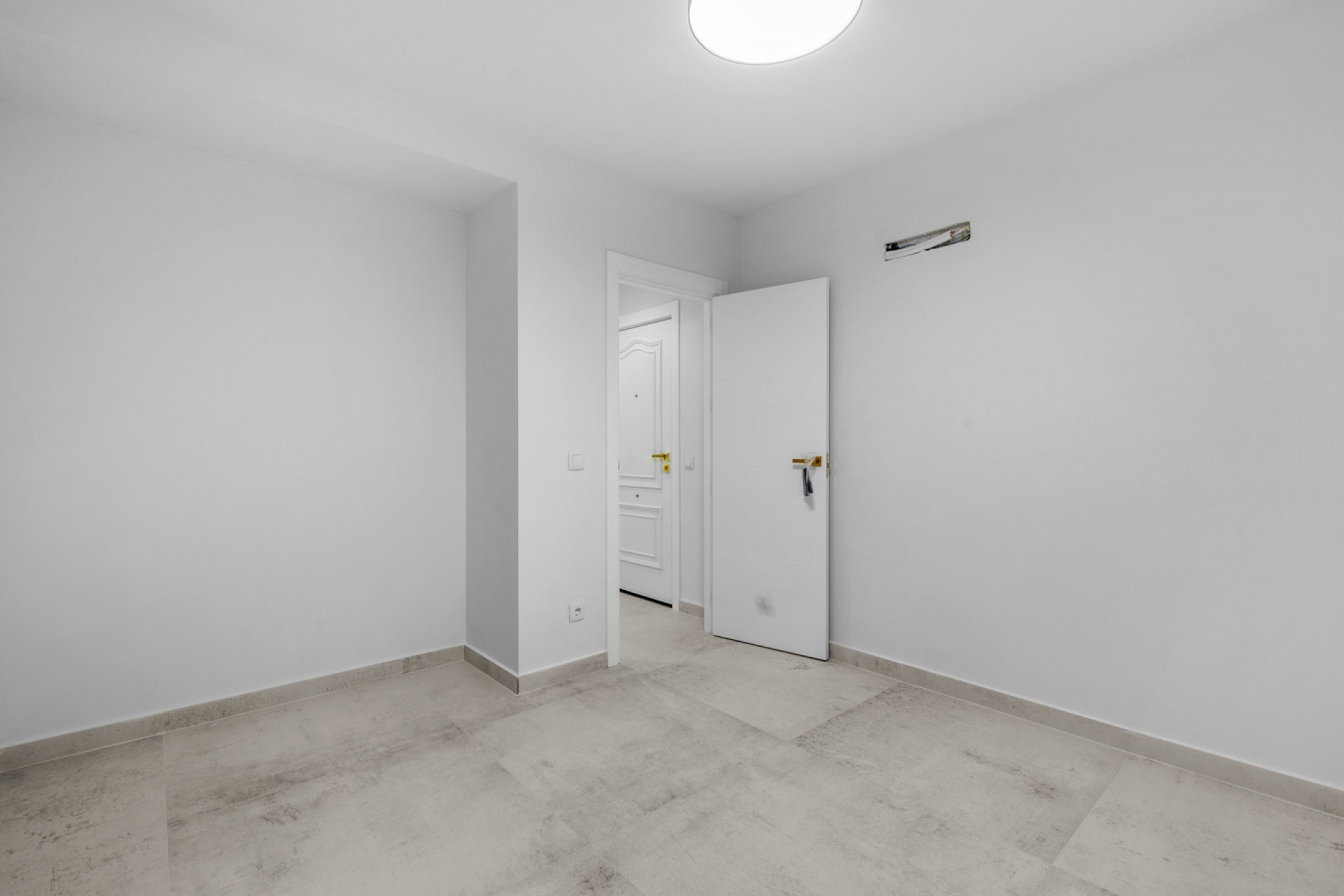 Herverkoop - Apartment - Torrevieja - Playa Acequion