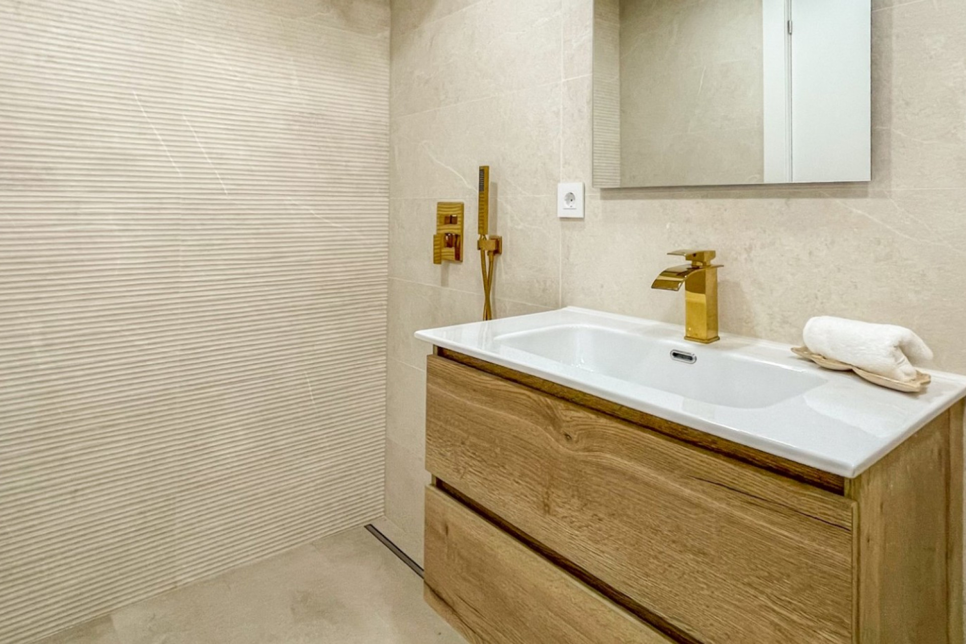 Herverkoop - Apartment - Torrevieja - Playa Acequion