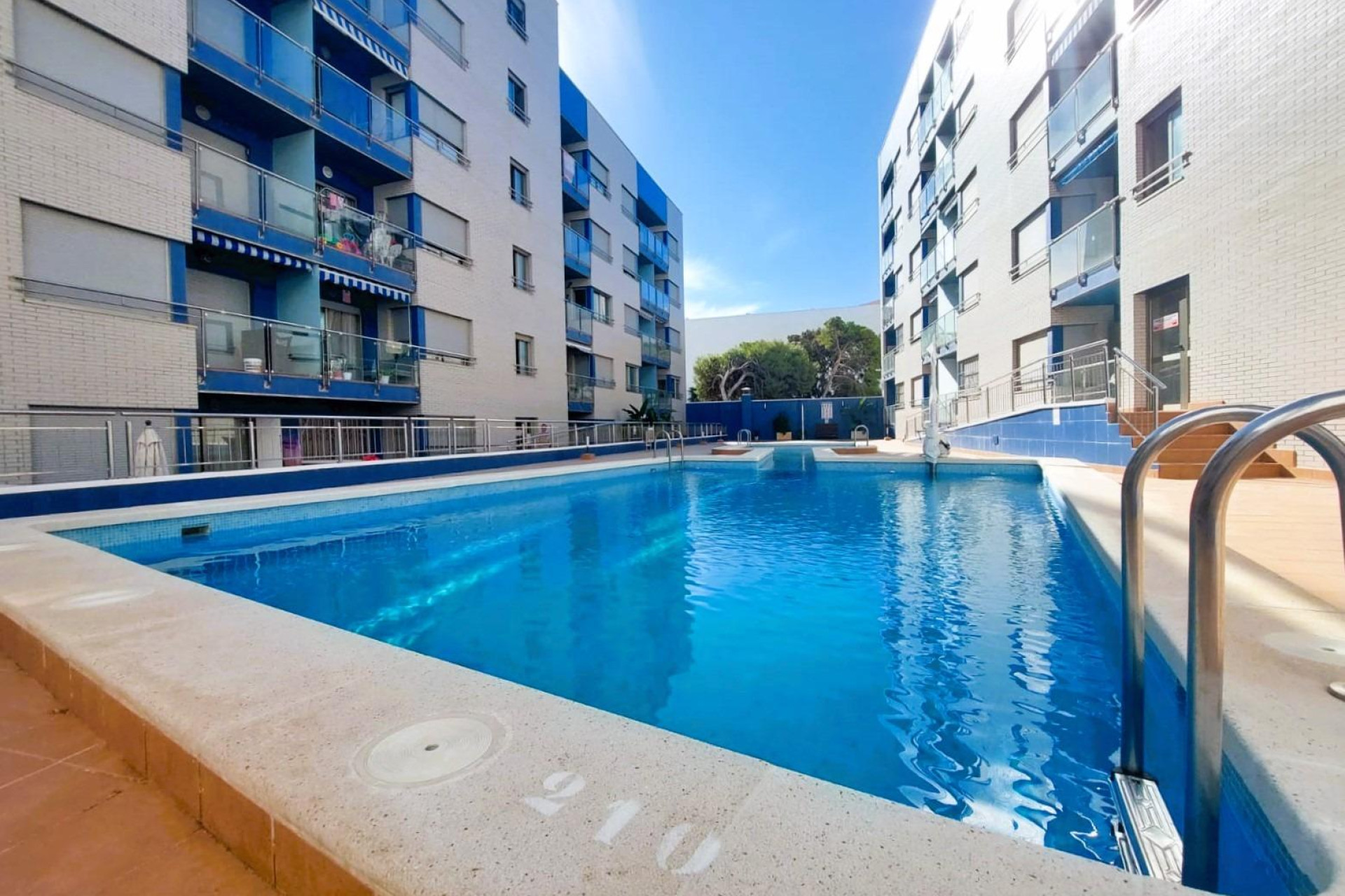 Herverkoop - Apartment - Torrevieja - Playa de los locos