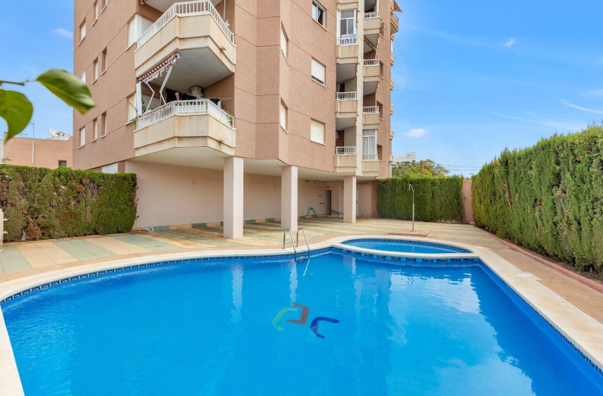 Herverkoop - Apartment - Torrevieja - Playa de los locos