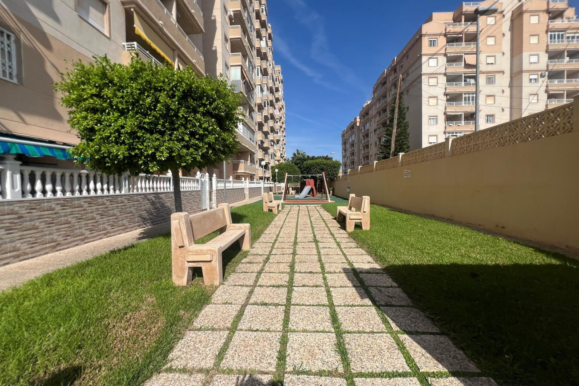 Herverkoop - Apartment - Torrevieja - Playa de los locos