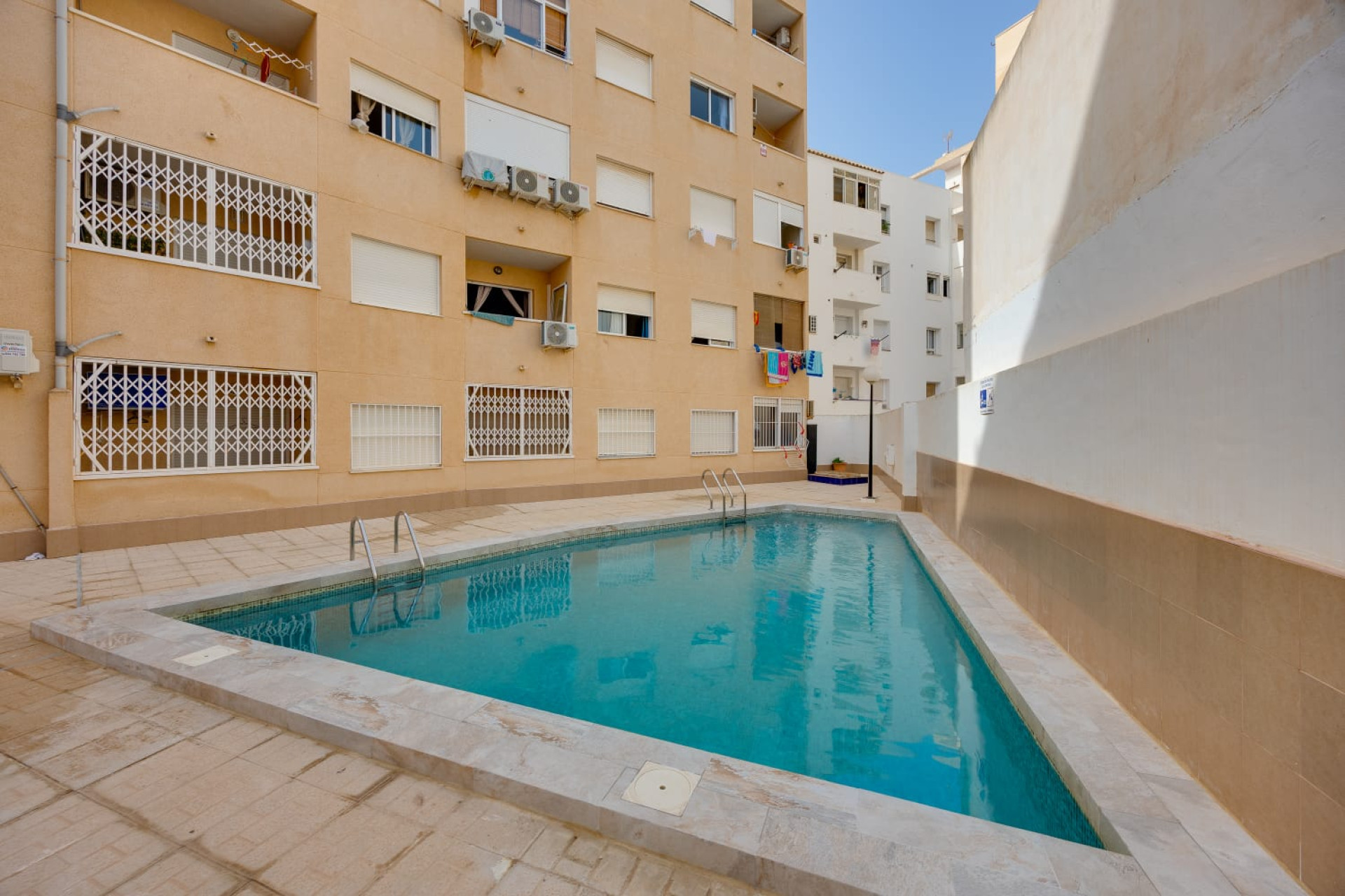 Herverkoop - Apartment - Torrevieja - Playa de los locos