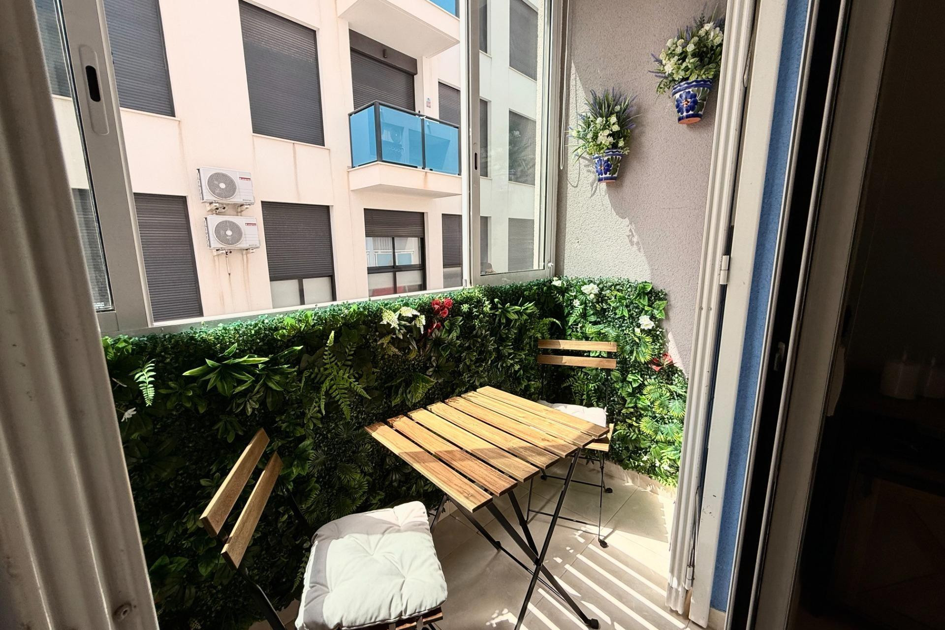 Herverkoop - Apartment - Torrevieja - Playa de los locos