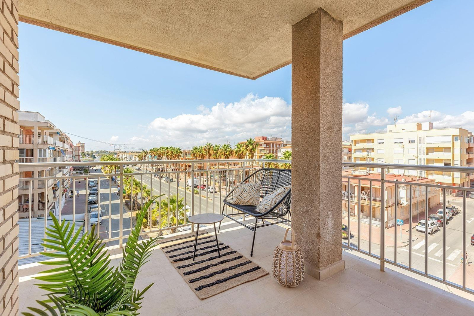 Herverkoop - Apartment - Torrevieja - Playa de los Naufragos