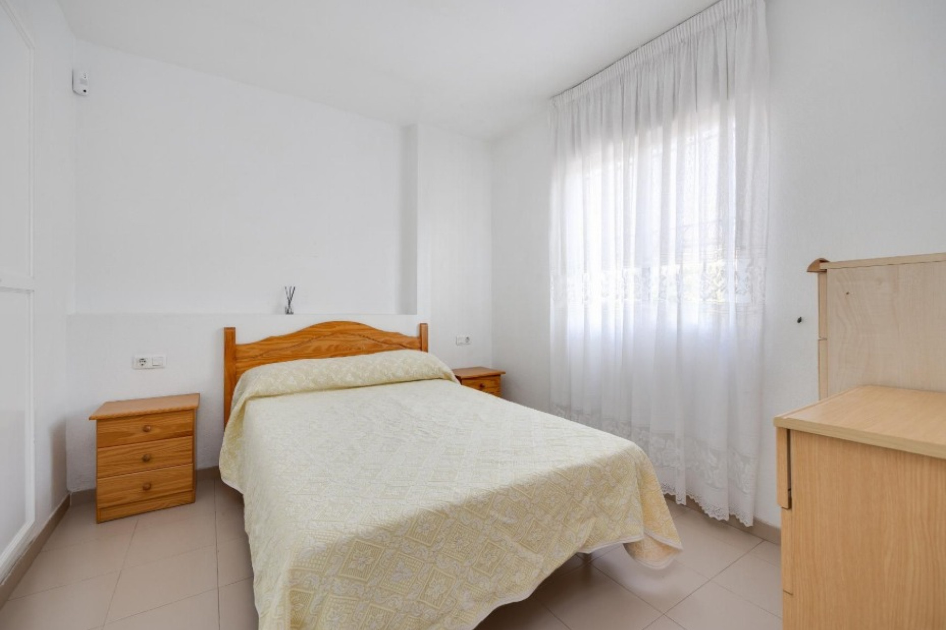 Herverkoop - Apartment - Torrevieja - Playa de los Naufragos