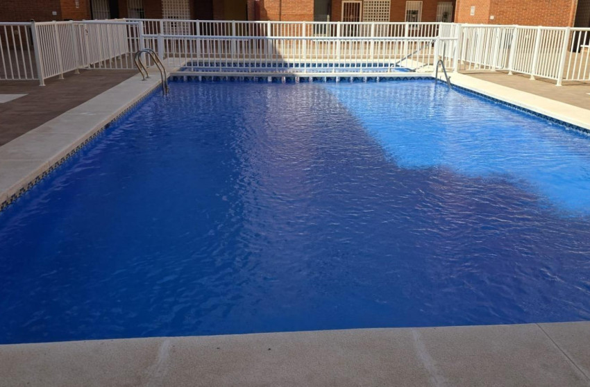 Herverkoop - Apartment - Torrevieja - Playa de los Naufragos