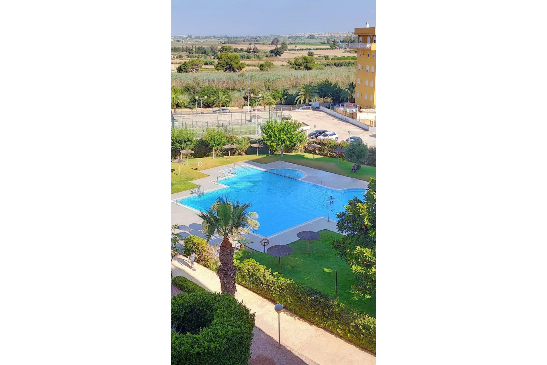 Herverkoop - Apartment - Torrevieja - Playa de los Naufragos