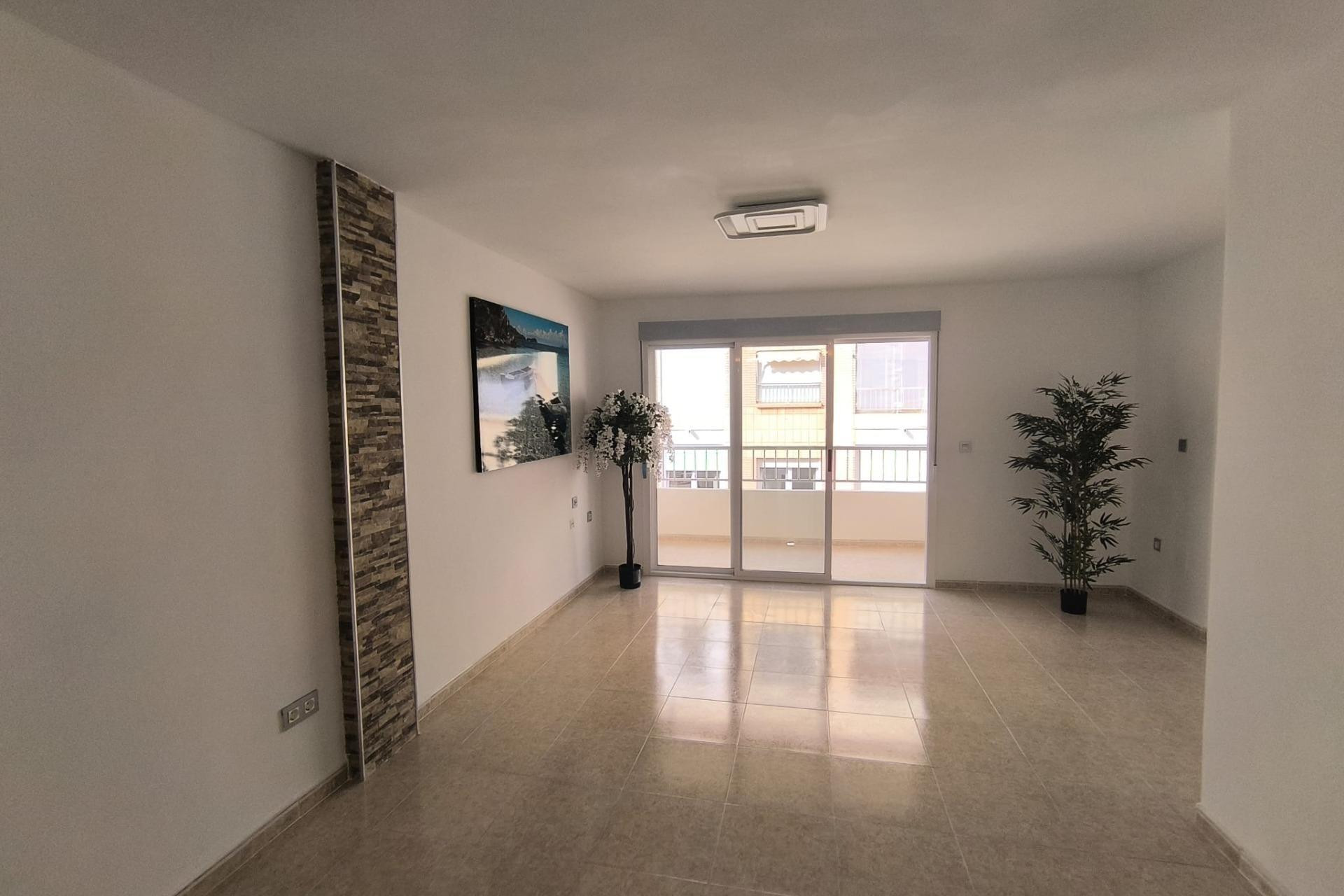 Herverkoop - Apartment - Torrevieja - Playa del cura