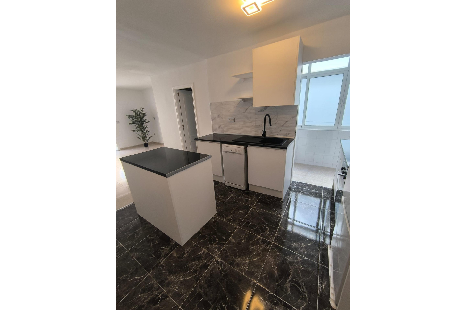 Herverkoop - Apartment - Torrevieja - Playa del cura