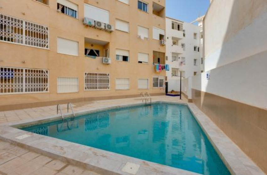 Herverkoop - Apartment - Torrevieja - Playa del cura