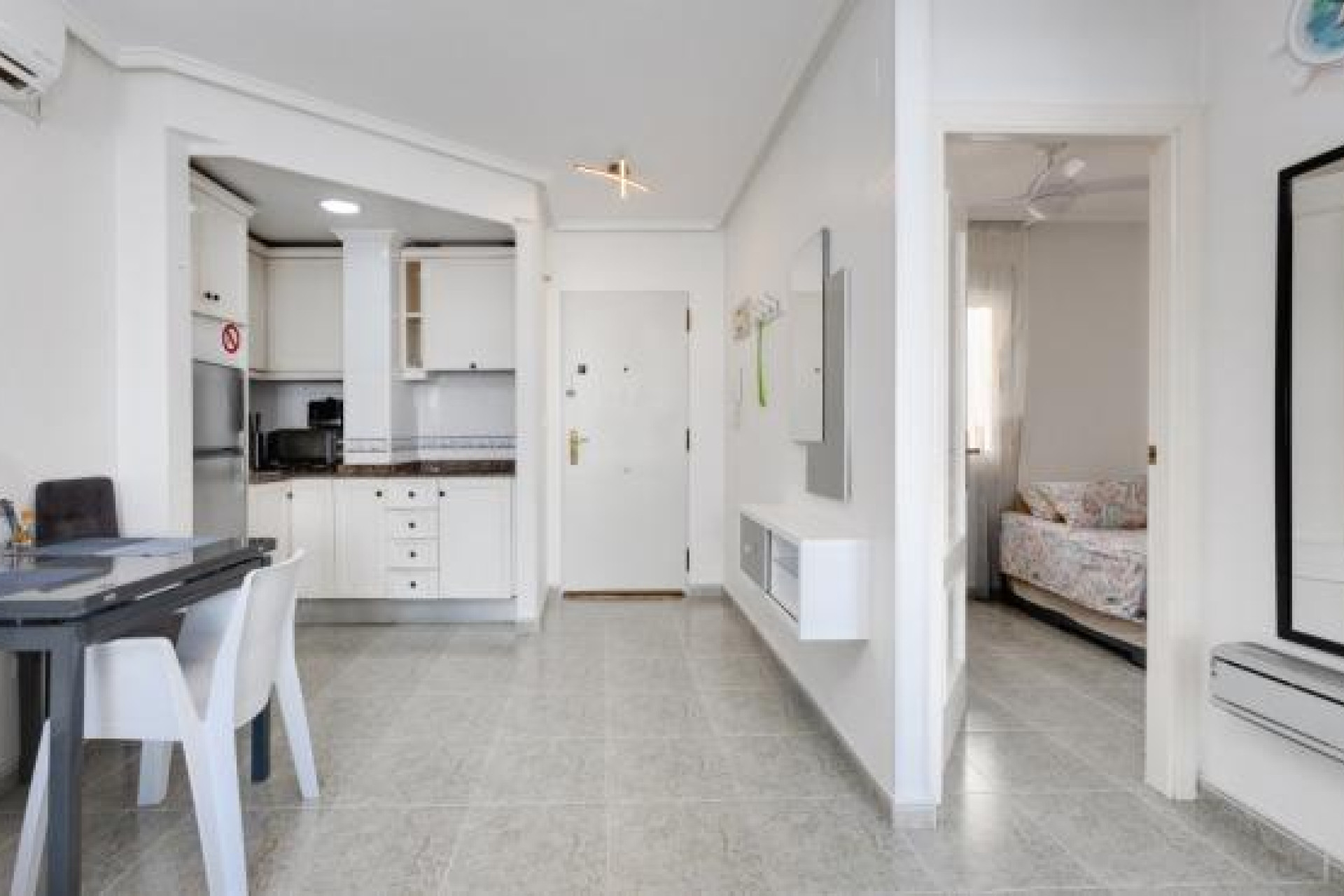 Herverkoop - Apartment - Torrevieja - Playa del cura