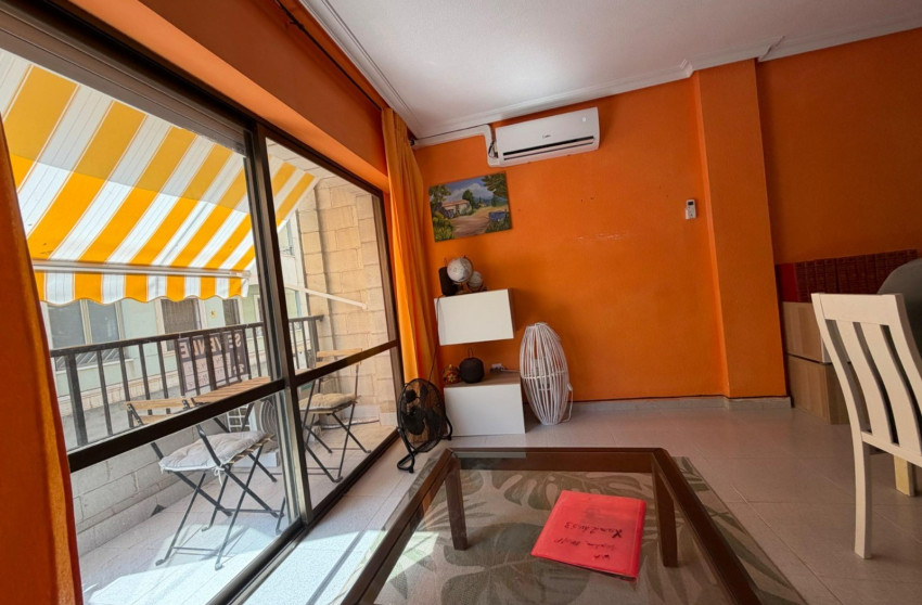 Herverkoop - Apartment - Torrevieja - Playa del Cura