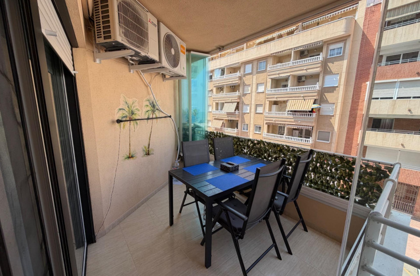 Herverkoop - Apartment - Torrevieja - Playa del cura
