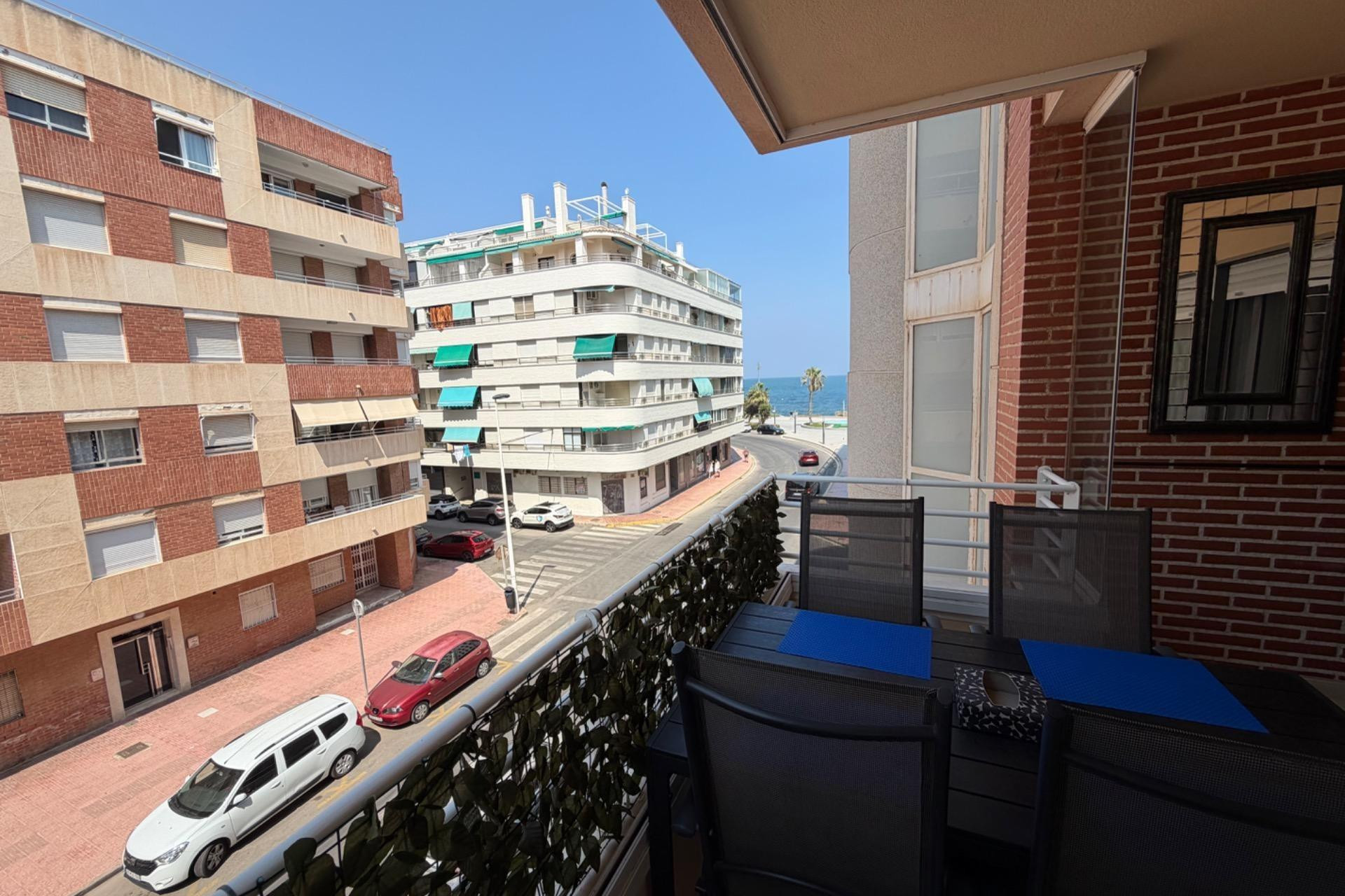 Herverkoop - Apartment - Torrevieja - Playa del cura