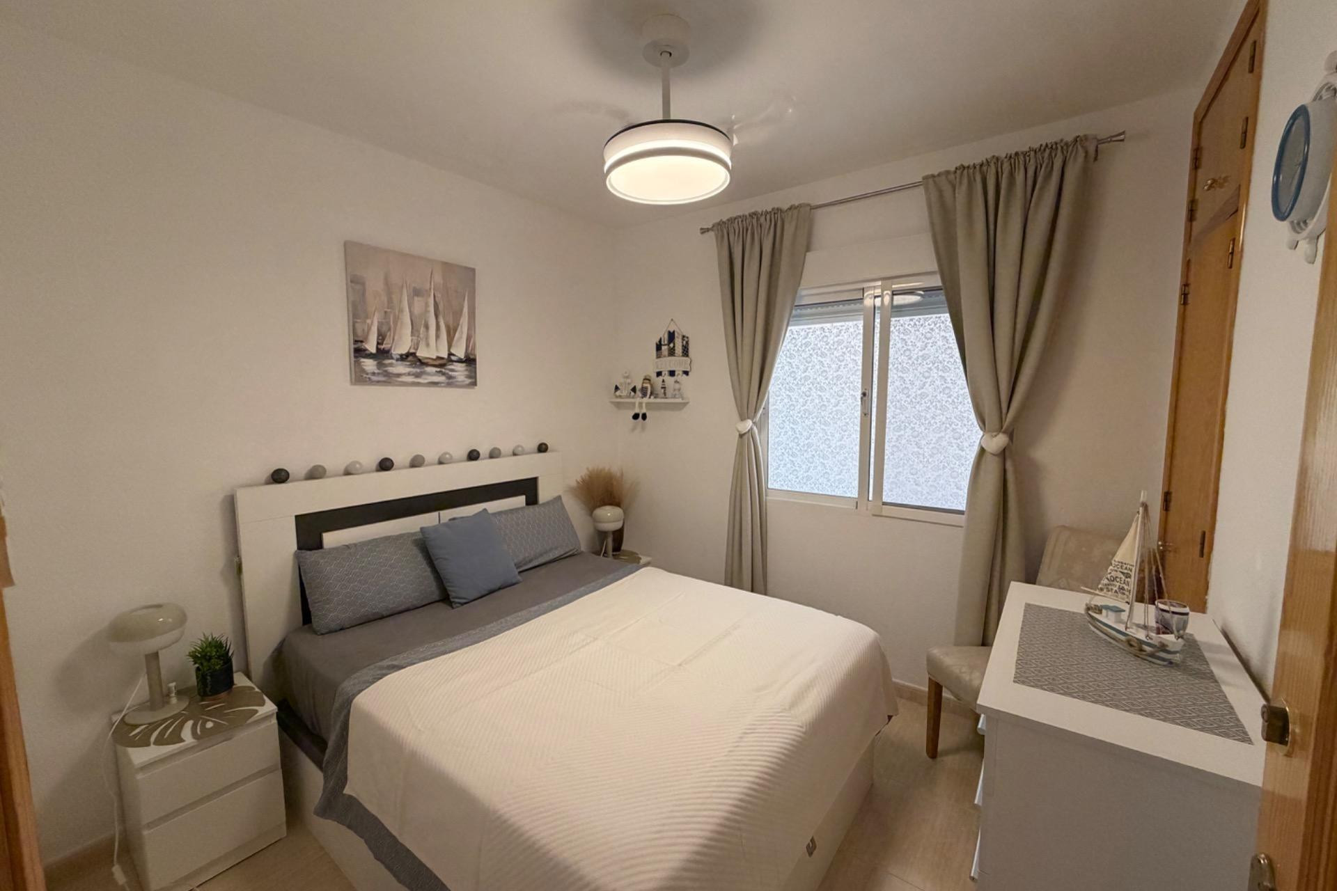 Herverkoop - Apartment - Torrevieja - Playa del cura