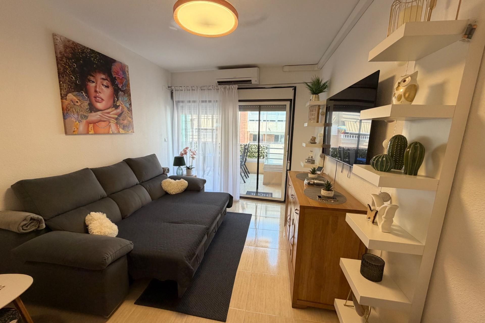 Herverkoop - Apartment - Torrevieja - Playa del cura