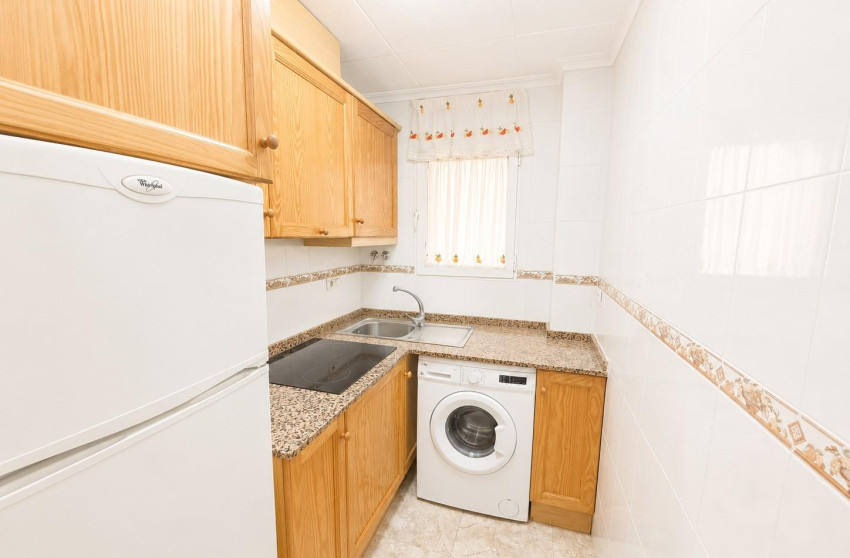 Herverkoop - Apartment - Torrevieja - Playa del cura