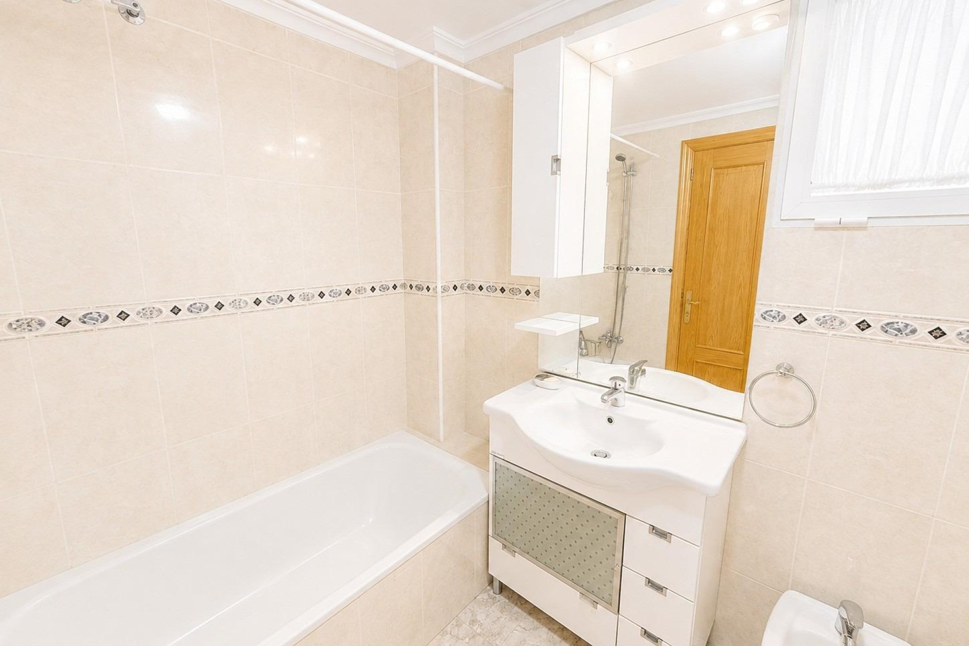 Herverkoop - Apartment - Torrevieja - Playa del cura