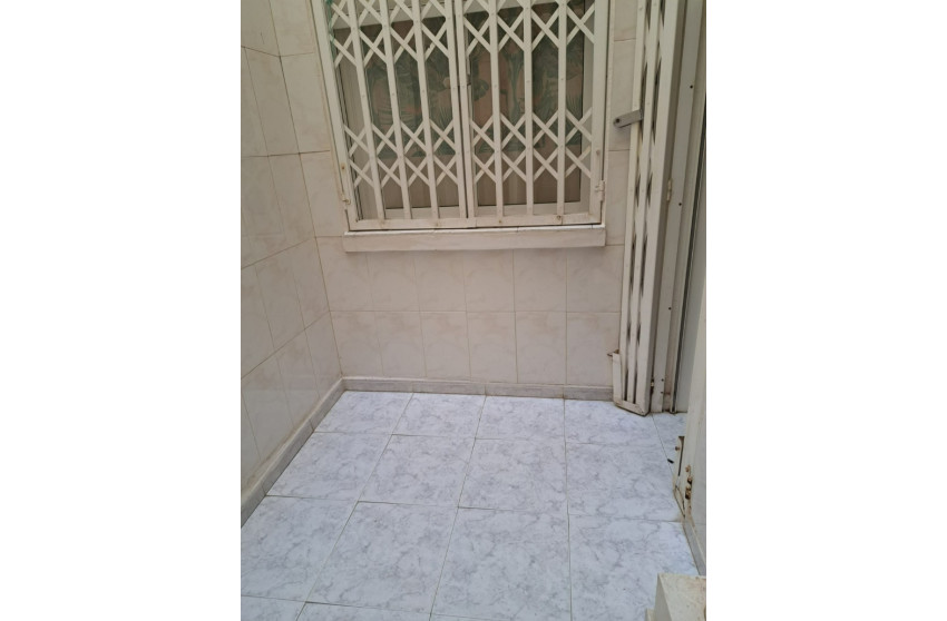 Herverkoop - Apartment - Torrevieja - Playa del Cura