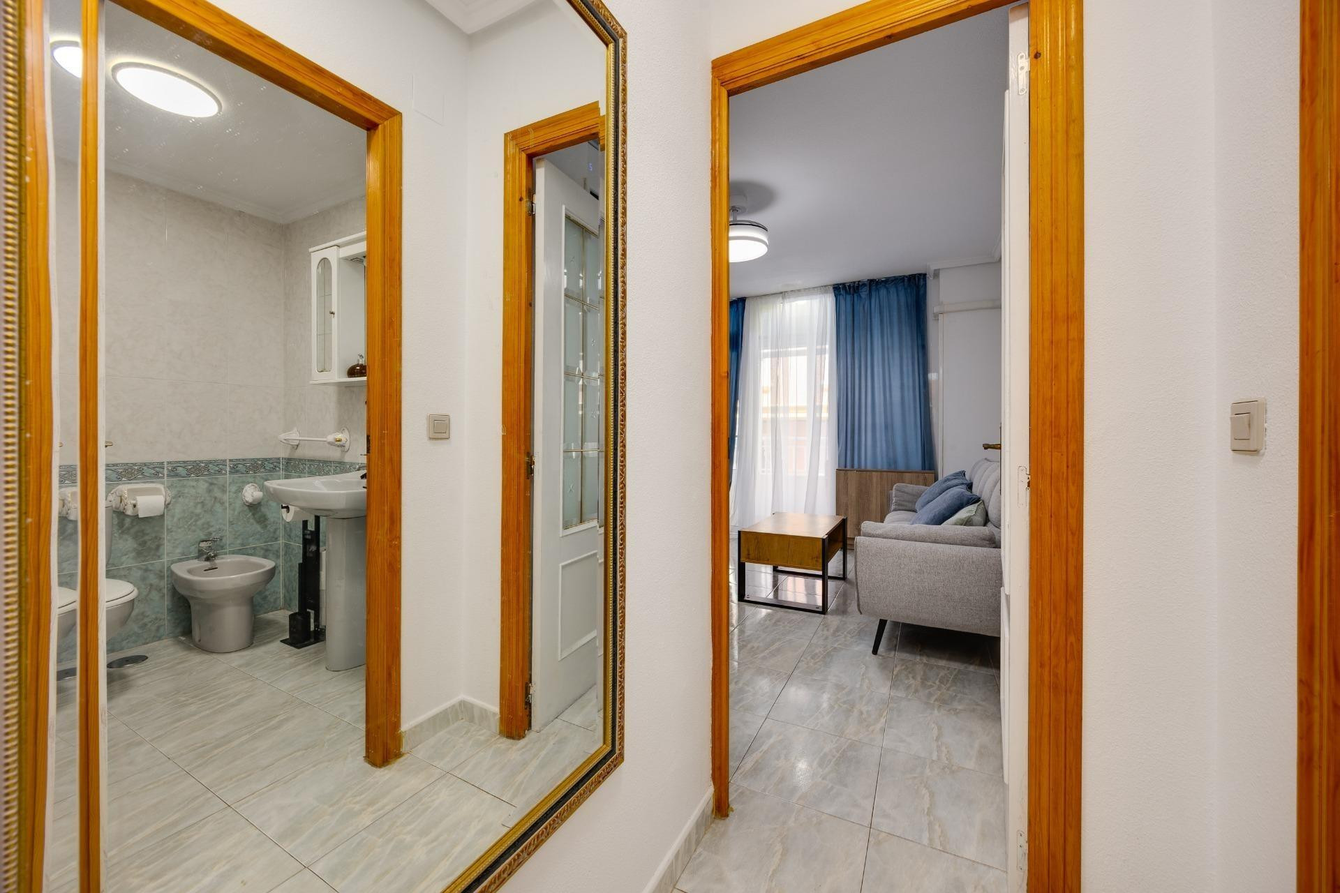 Herverkoop - Apartment - Torrevieja - Playa del cura