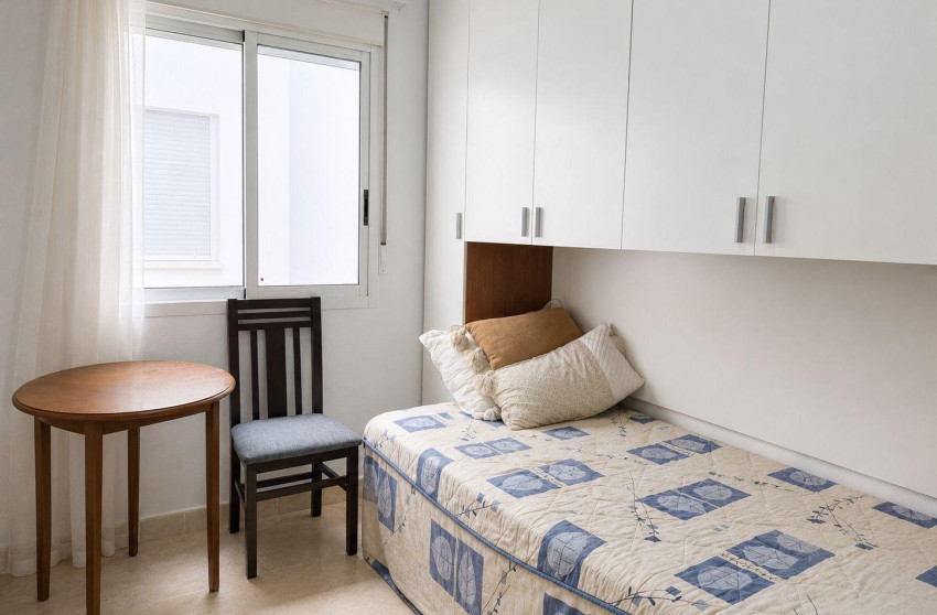 Herverkoop - Apartment - Torrevieja - Playa del Cura