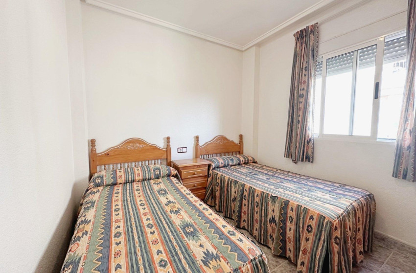 Herverkoop - Apartment - Torrevieja - Playa del cura