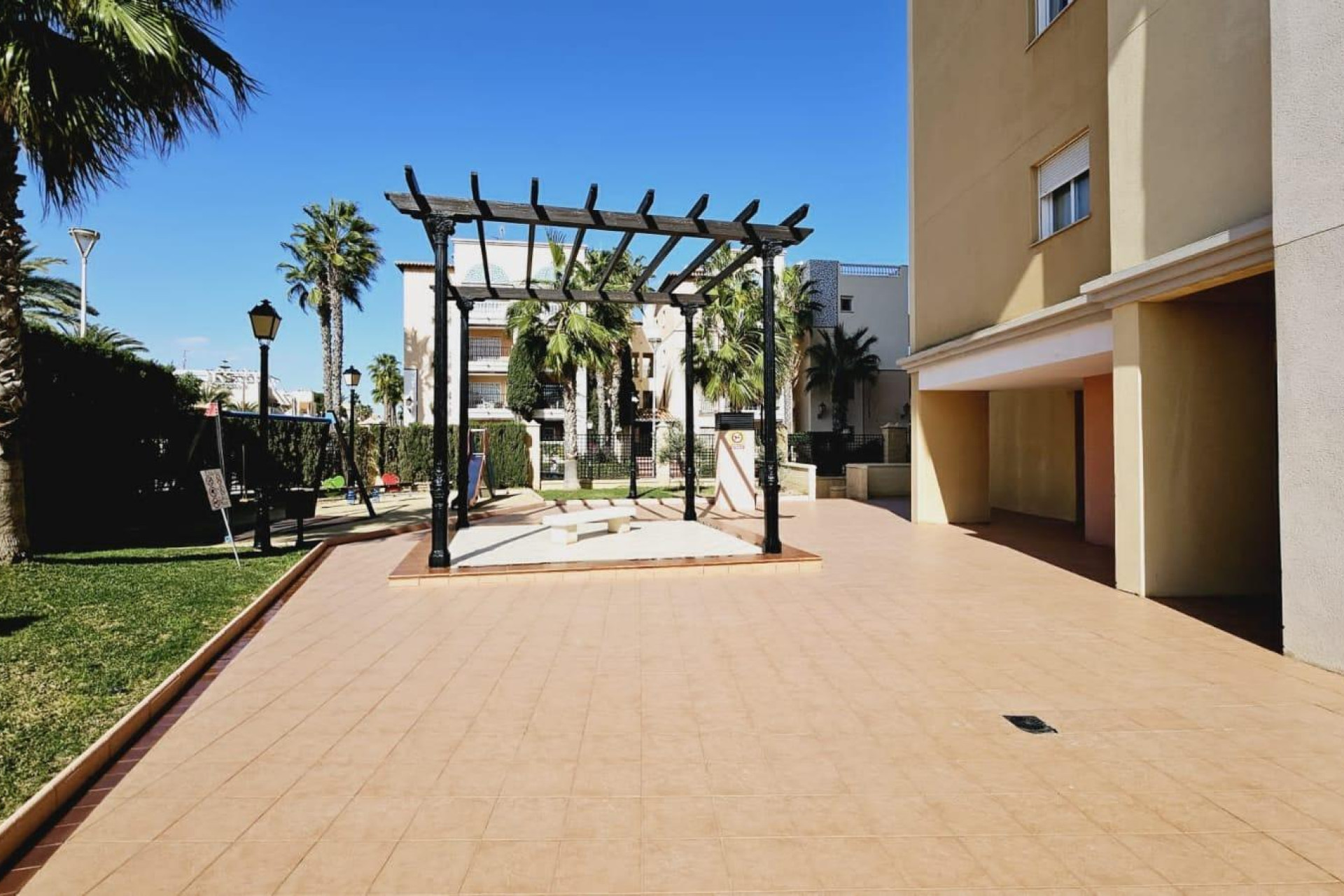 Herverkoop - Apartment - Torrevieja - Playa del cura