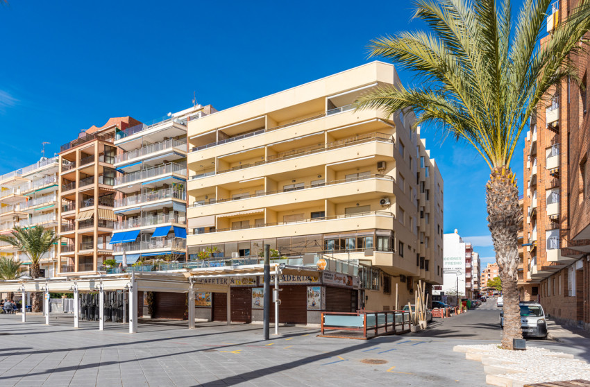 Herverkoop - Apartment - Torrevieja - Playa Los Locos