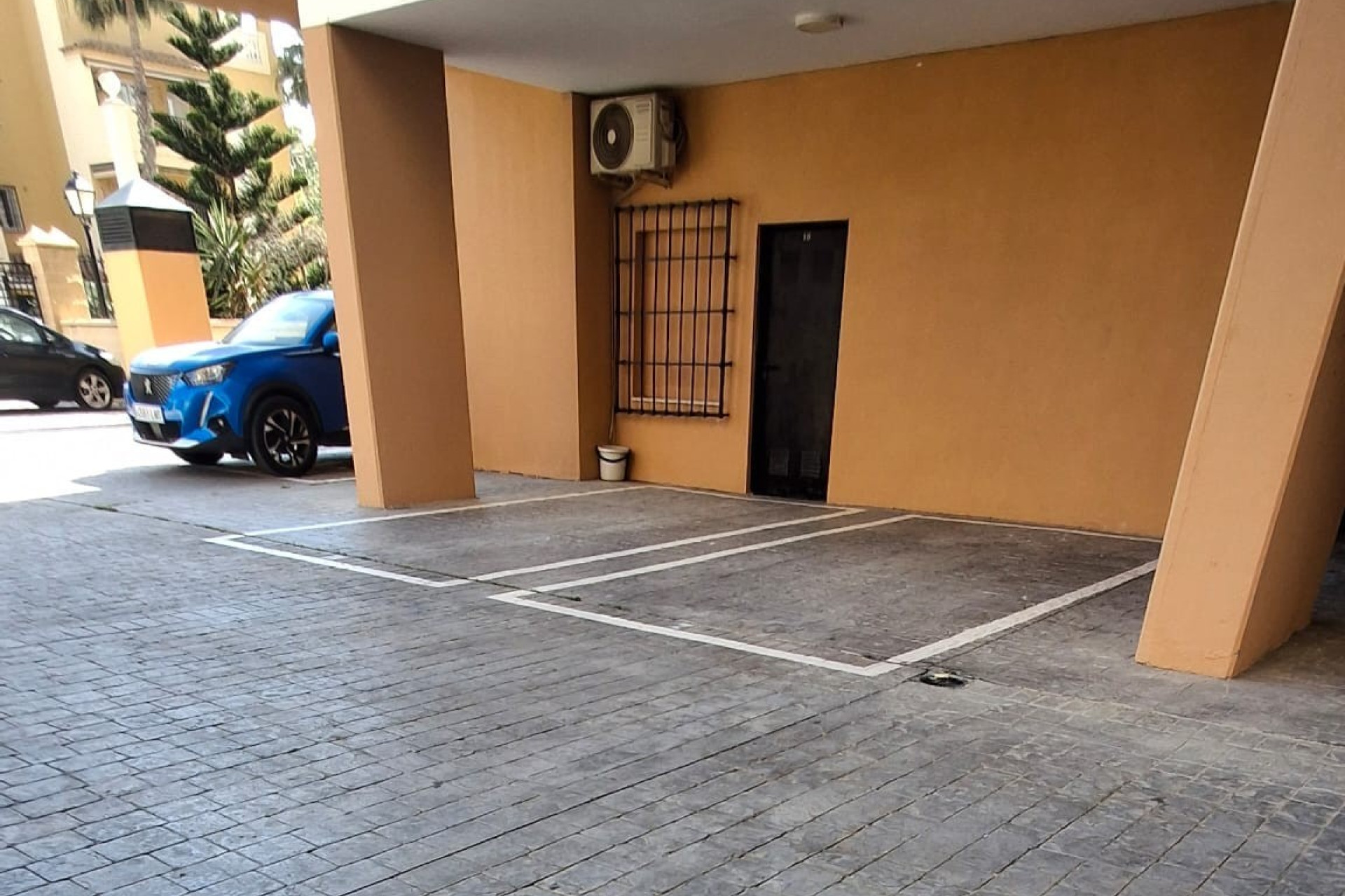 Herverkoop - Apartment - Torrevieja - Playa Los Locos