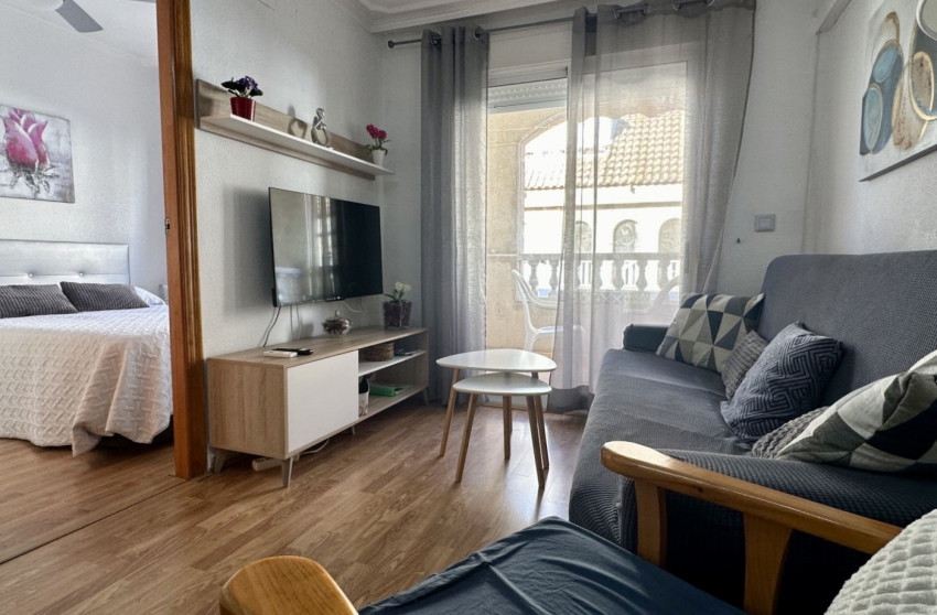 Herverkoop - Apartment - Torrevieja - Playa Los Naufragos