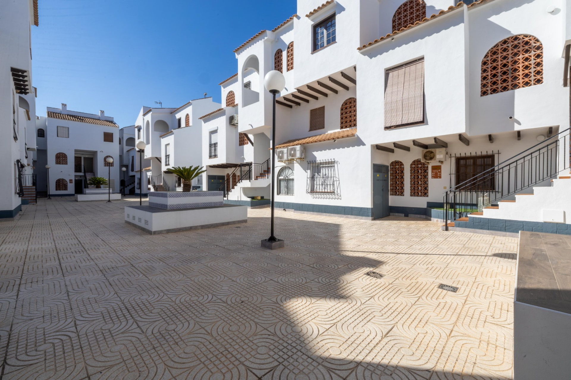 Herverkoop - Apartment - Torrevieja - Playa Los Naufragos