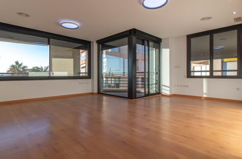 Herverkoop - Apartment - Torrevieja - Puerto Deportivo