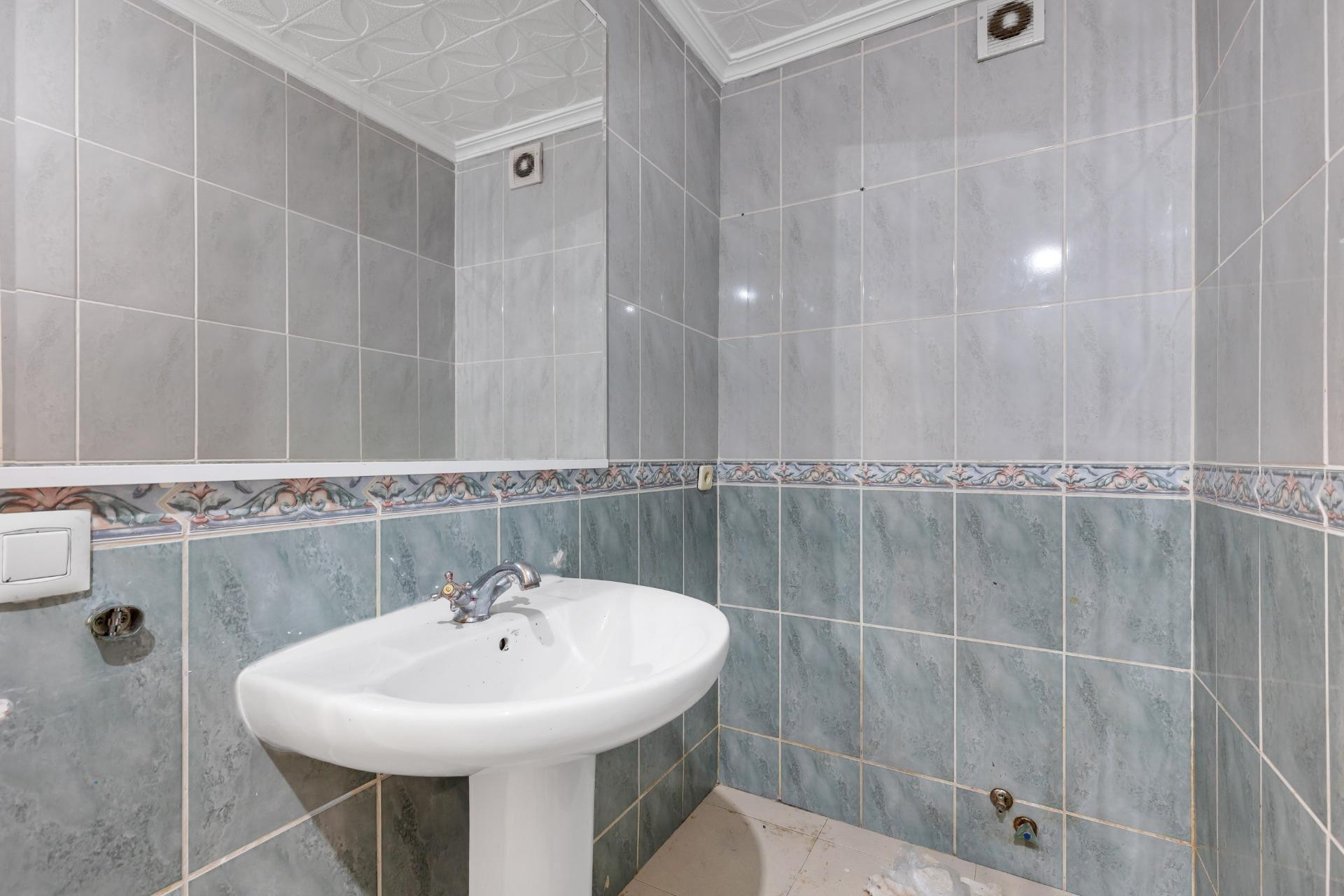 Herverkoop - Apartment - Torrevieja - Puerto Deportivo