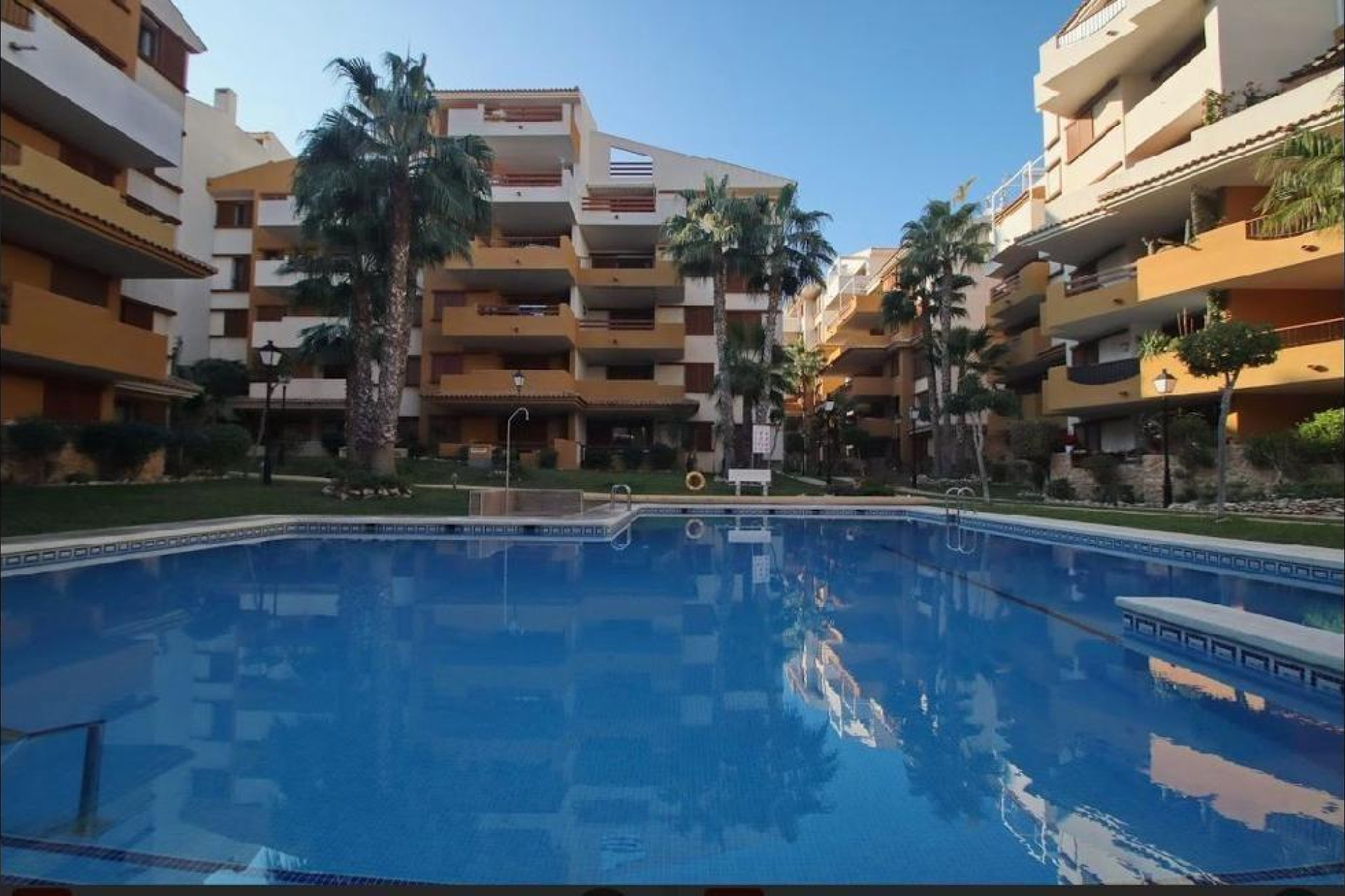 Herverkoop - Apartment - Torrevieja - Punta prima