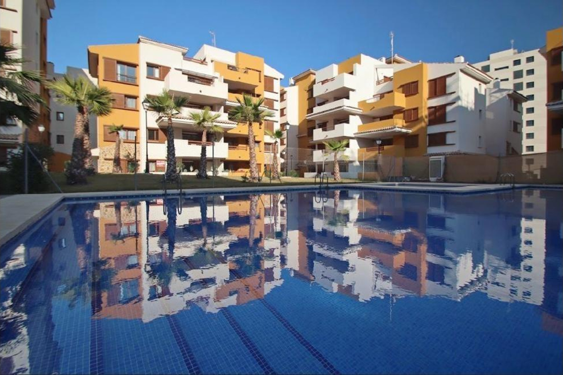 Herverkoop - Apartment - Torrevieja - Punta prima