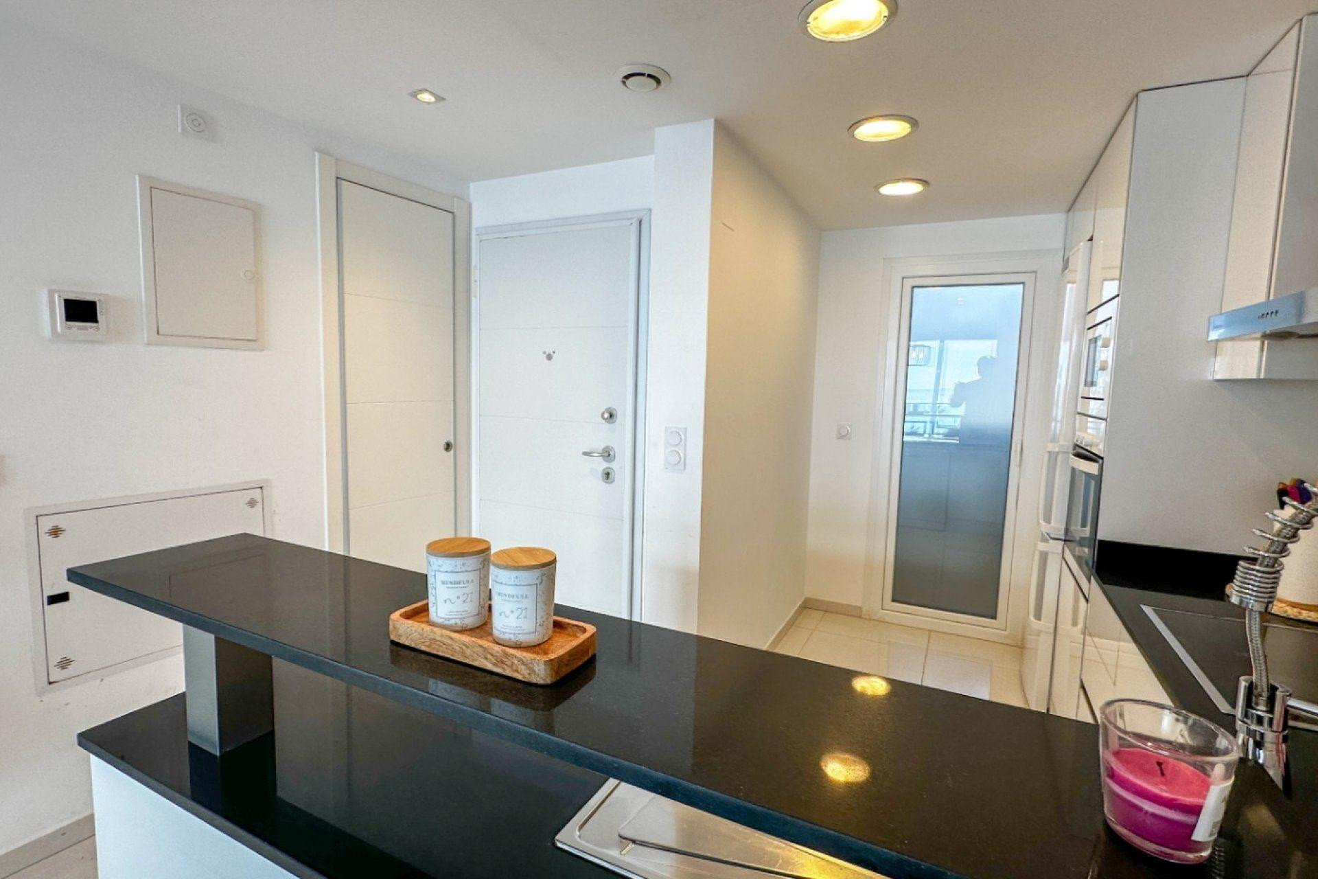 Herverkoop - Apartment - Torrevieja - Punta prima