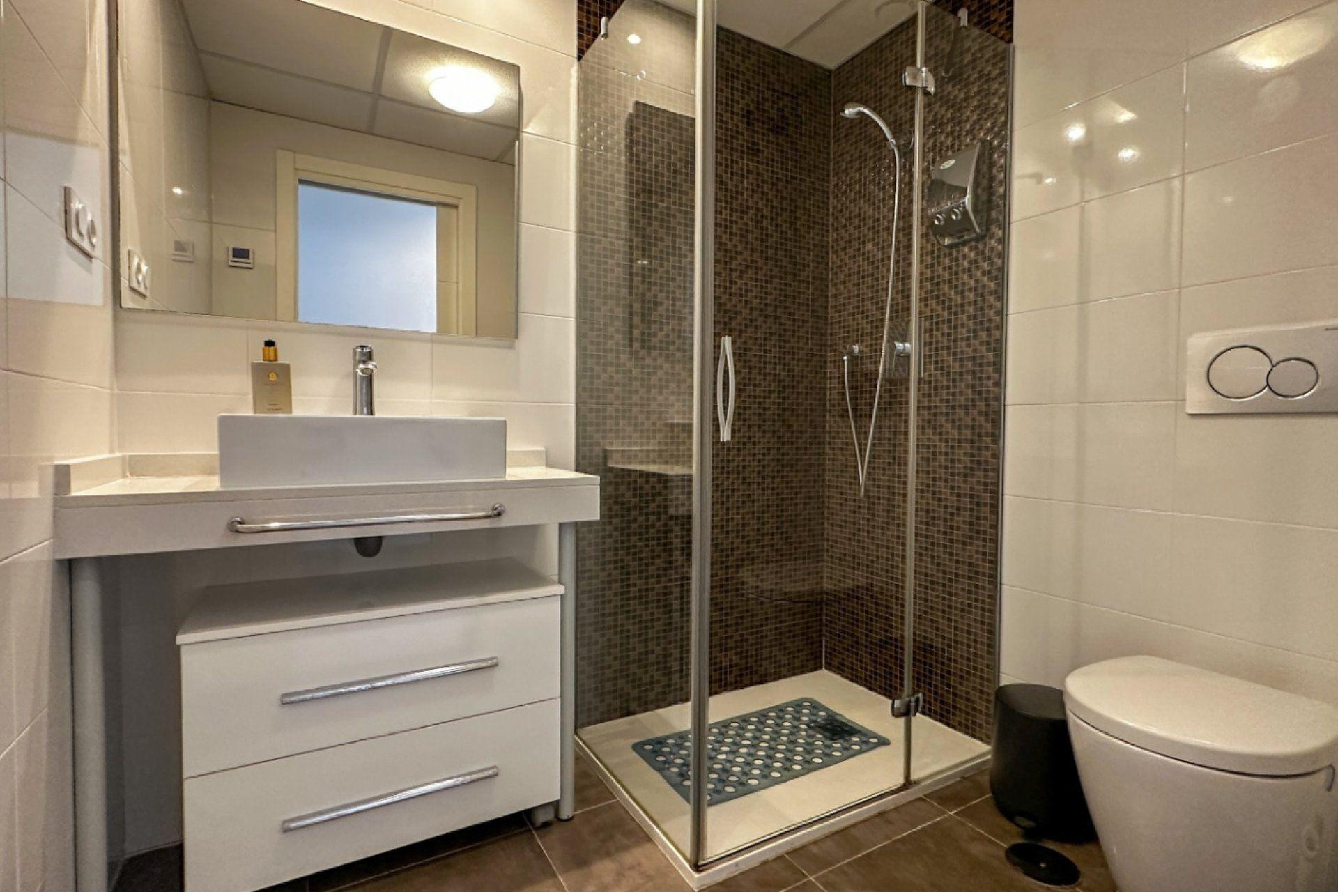Herverkoop - Apartment - Torrevieja - Punta prima