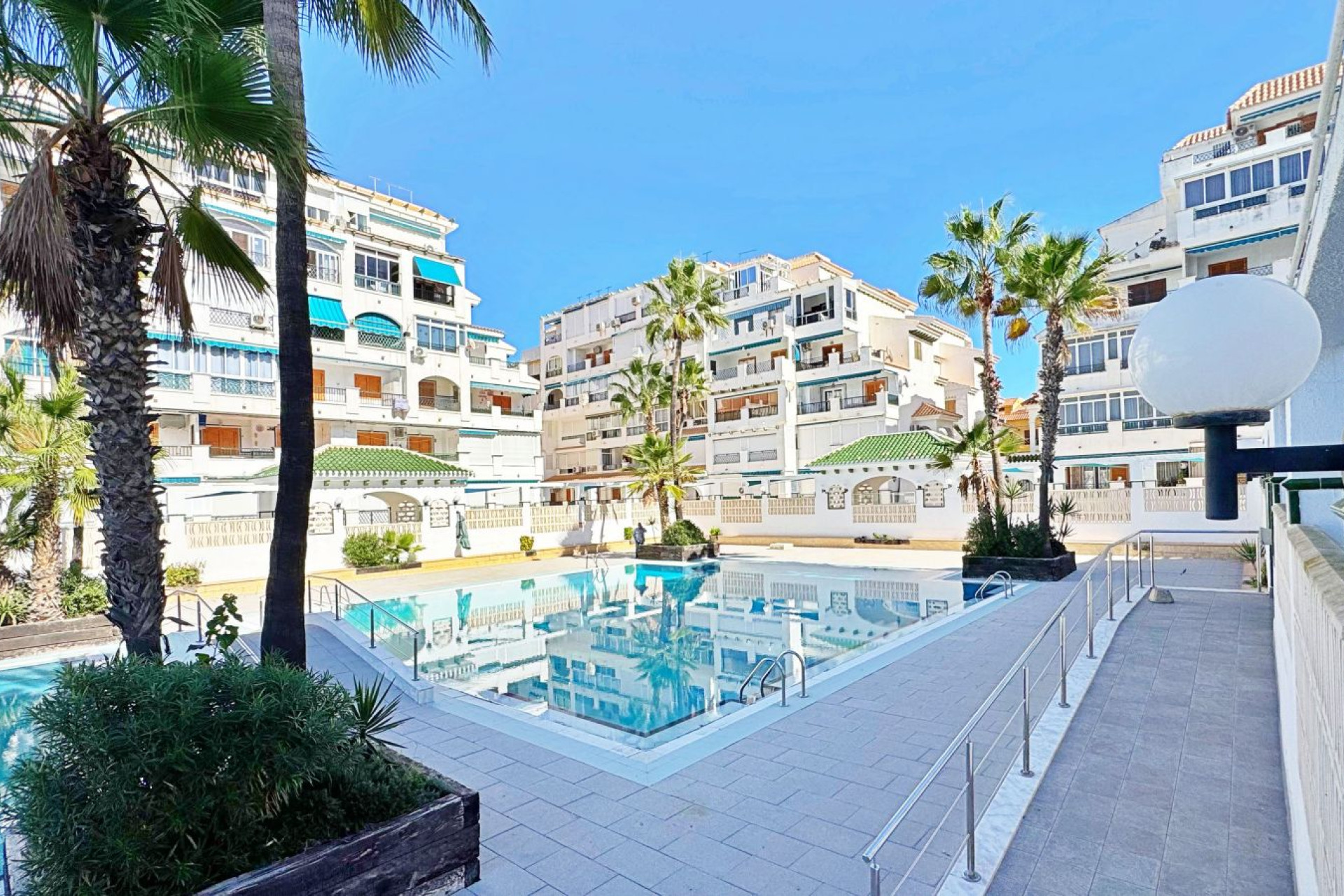 Herverkoop - Apartment - Torrevieja - Torre La Mata