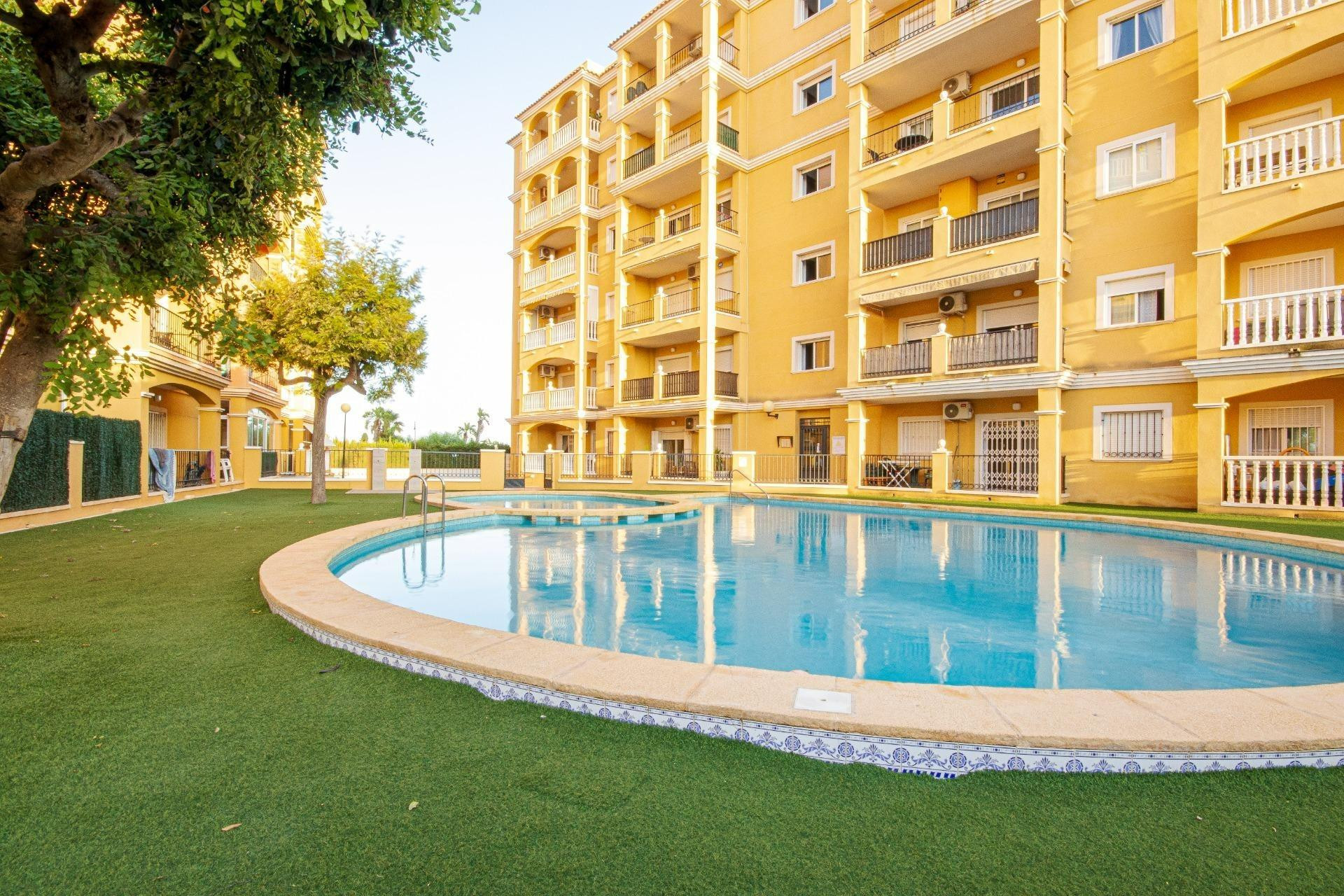 Herverkoop - Apartment - Torrevieja - Torreblanca