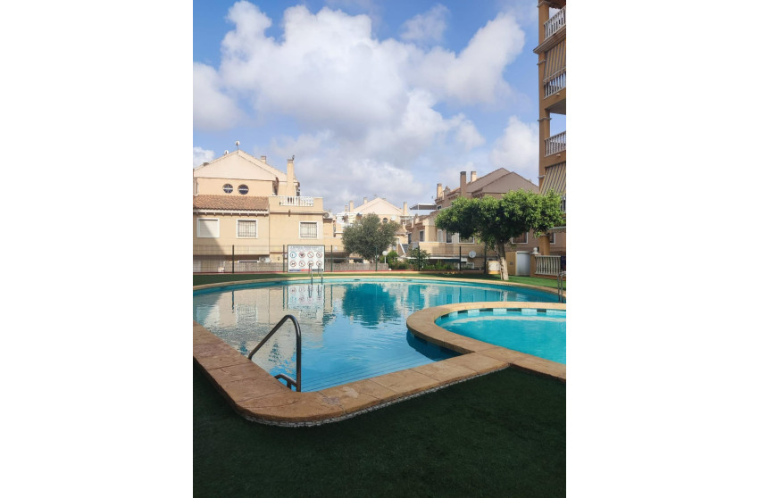 Herverkoop - Apartment - Torrevieja - Torreblanca