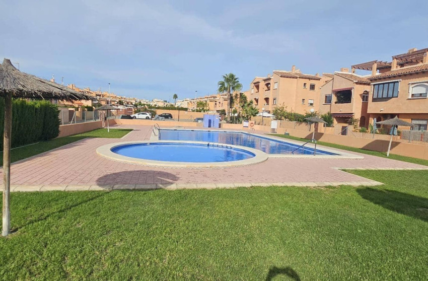 Herverkoop - Apartment - Torrevieja - Torrejón