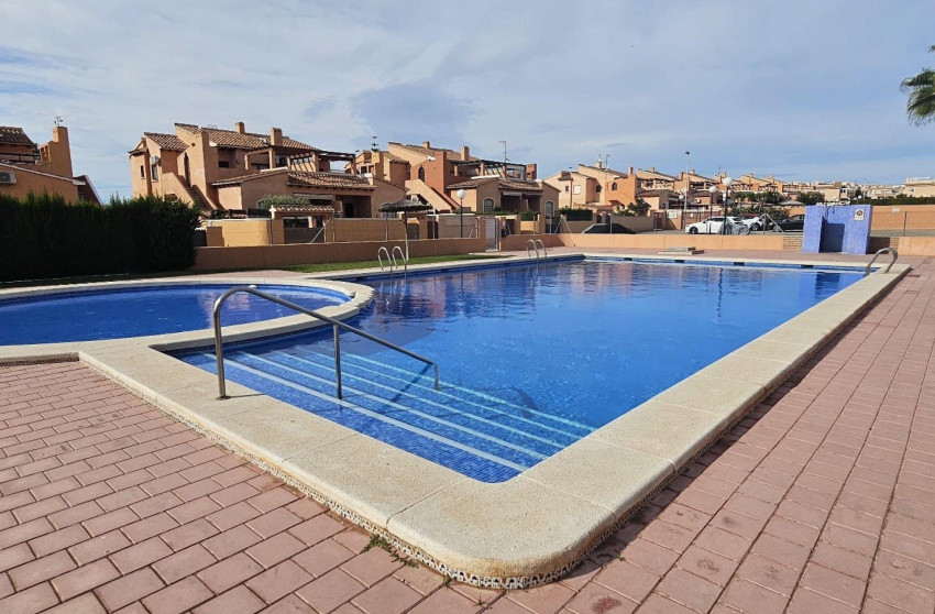 Herverkoop - Apartment - Torrevieja - Torrejón