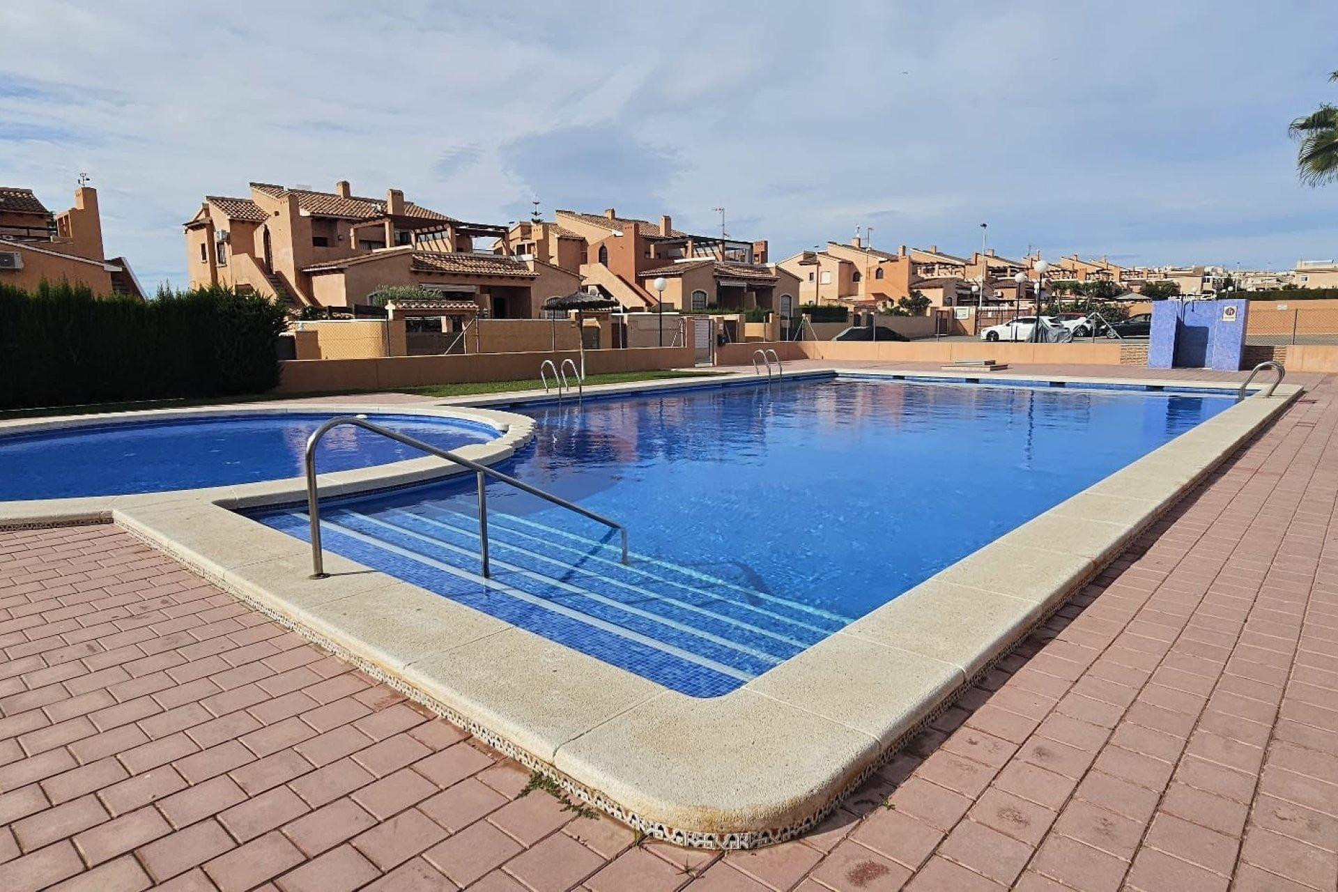 Herverkoop - Apartment - Torrevieja - Torrejón