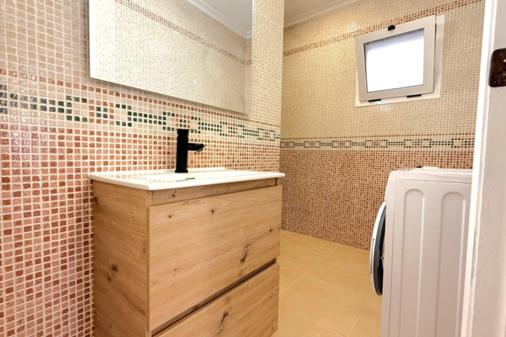 Herverkoop - Apartment - Torrevieja - torrevieja