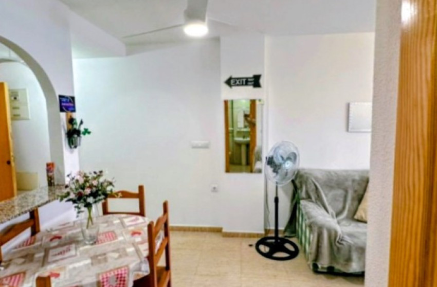 Herverkoop - Apartment - Torrevieja