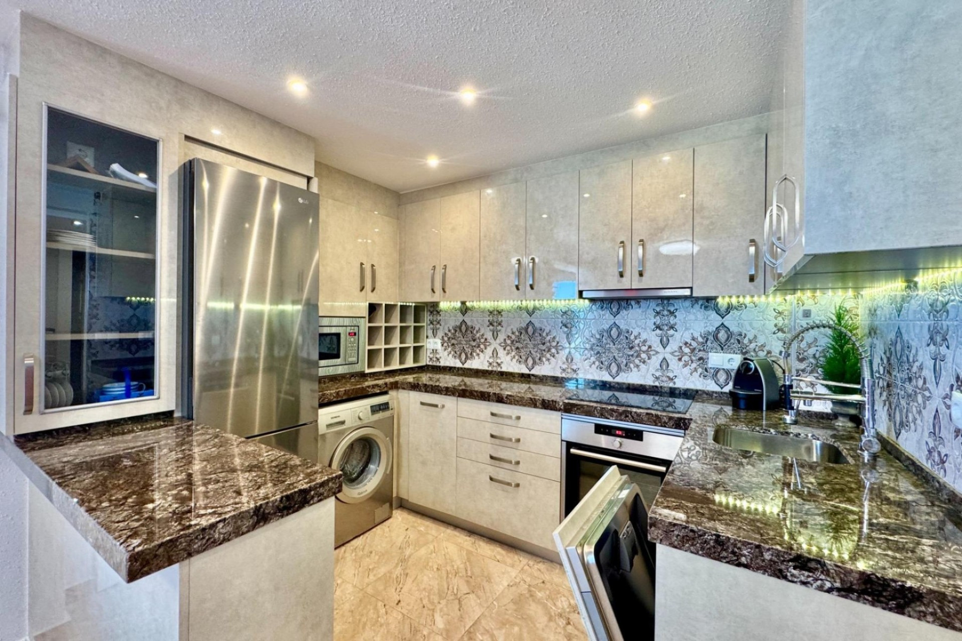 Herverkoop - Apartments - Torrevieja - La Mata