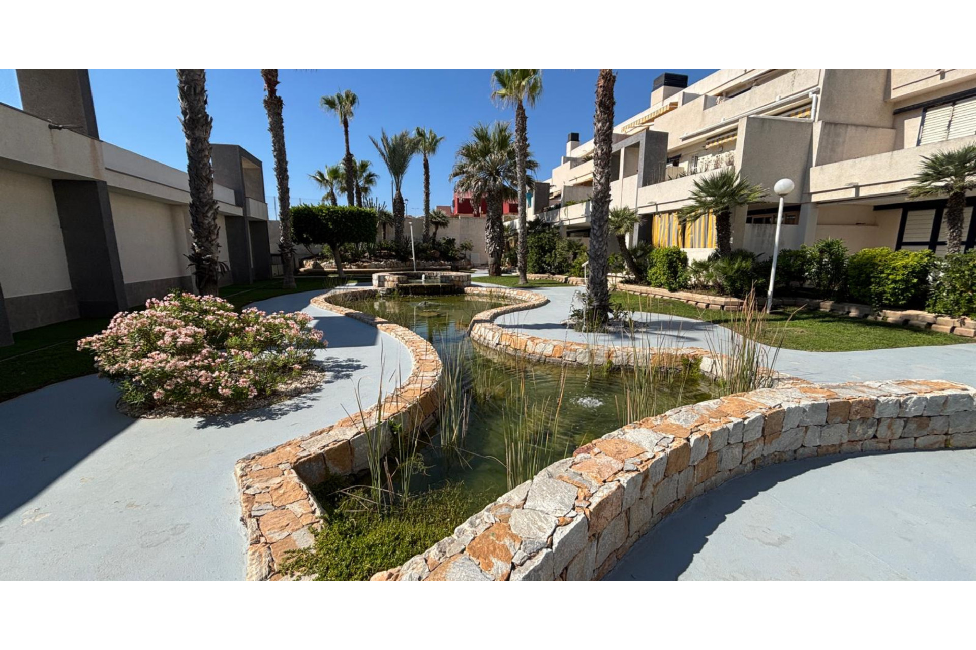 Herverkoop - Apartments - Torrevieja - La Mata
