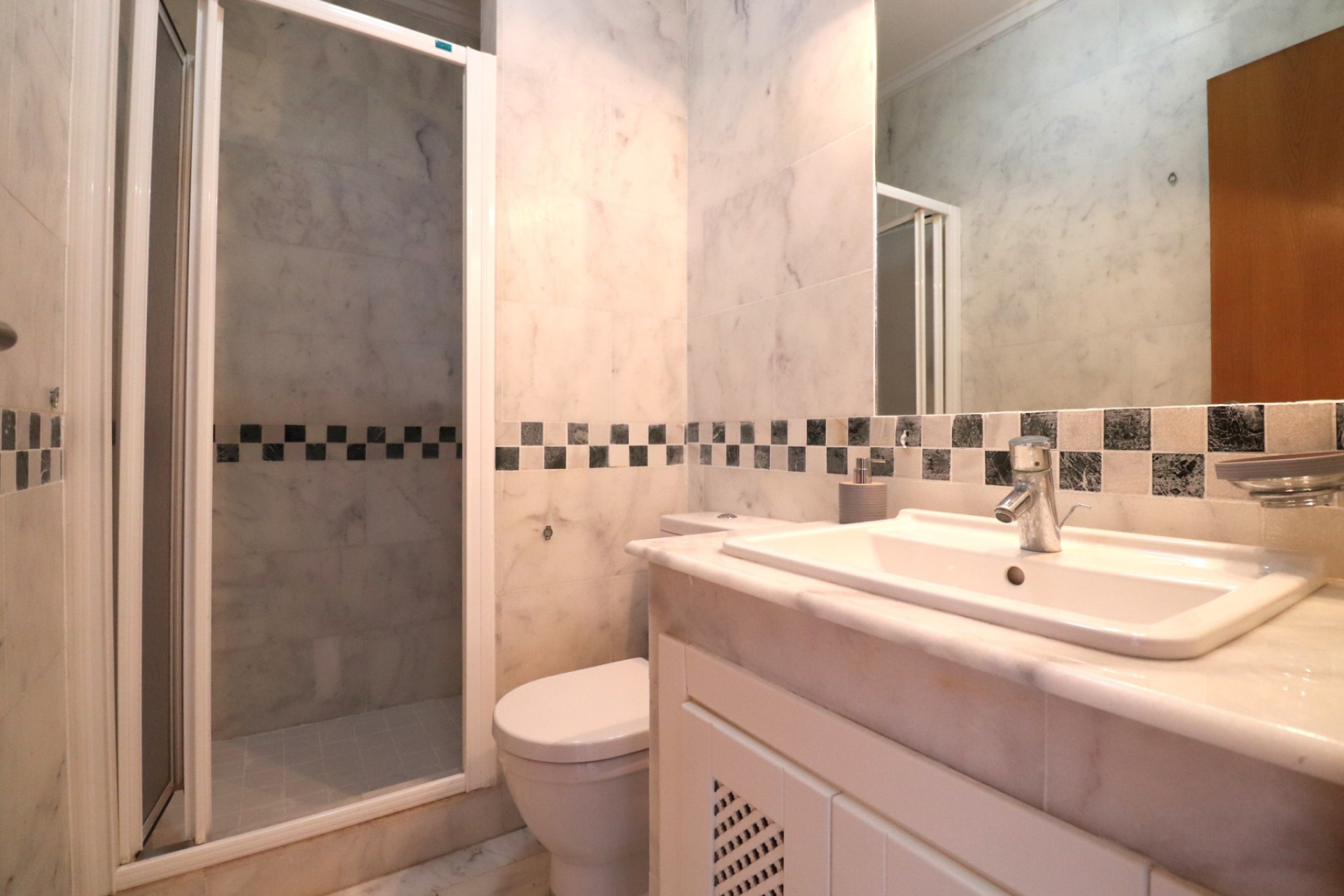 Herverkoop - Bungalow - Gelijkvloers - Algorfa - La Finca Golf Resort