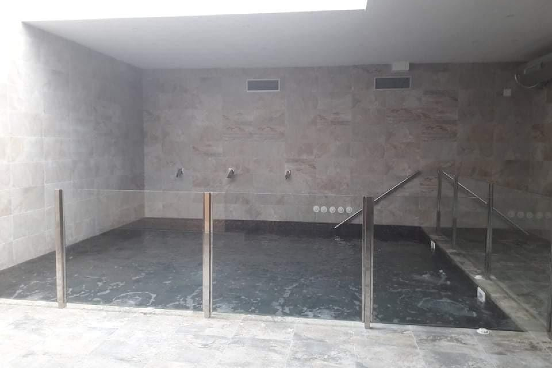 Herverkoop - Bungalow - Gelijkvloers - Guardamar del Segura - EL RASO